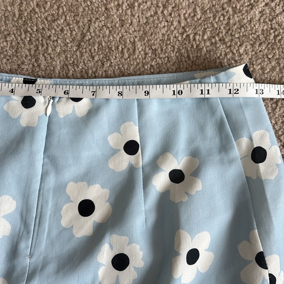Princess Polly Floral Blue Skirt size 2 - Picture 4 of 5